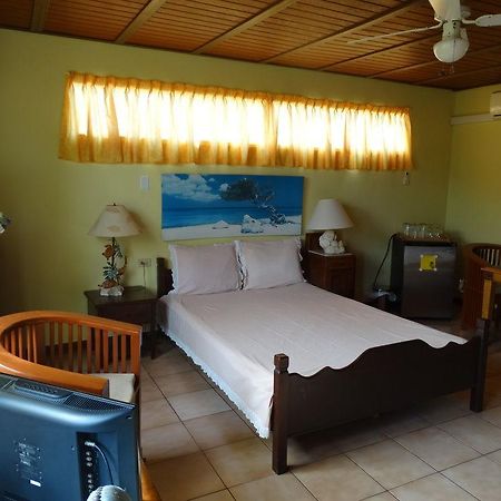 Guesthouse Little David - Adults Only Oranjestad Exterior photo