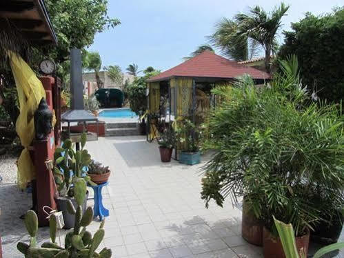 Guesthouse Little David - Adults Only Oranjestad Exterior photo